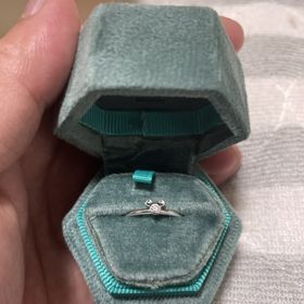 【ケイウノ ブライダル(K.UNO BRIDAL)の口コミ】 彼女も大満足でした。
ミッキーがとても可愛いです。シンプルでカラーバリ…