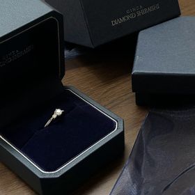 【銀座ダイヤモンドシライシの口コミ】 シンプルかつ王道が好きなのですが、今回少し個性的なものにしたくて、や…