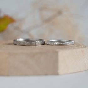 【Cayof(カヨフ)の口コミ】 縦ラインに加えて、レディースリングのくびれやダイヤの大きさ・配置まで…