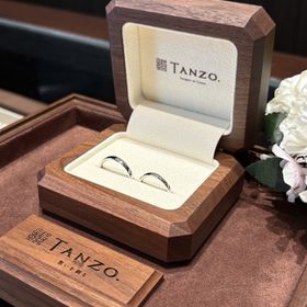 【TANZO.(鍛造指輪)の口コミ】 鍛造製法のため丈夫で変形しづらい点がおすすめです。デザインもシンプル…