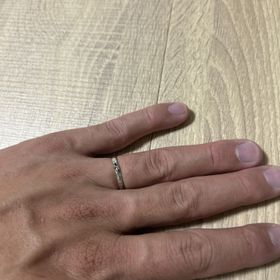 【BAUM(バーム)】の口コミ プラチナの上質な輝きに、太めのひねりデザインがとても映えていて、手元に...