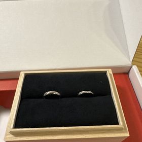 【出雲結(いずもゆい)の口コミ】 しめ縄をイメージした指輪で出雲大社感があって良かったです。女性側は小…