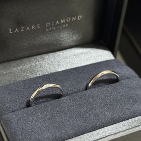 【ラザール ダイヤモンド(LAZARE DIAMOND)の口コミ】 パートナーとは、シンプル過ぎず、ゴージャス過ぎない、良い塩梅な装飾が…