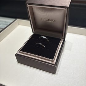【アイプリモ(I-PRIMO)の口コミ】 シンプルだがマットな質感が入っているという特徴もあり結婚指輪らしい光…