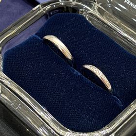 【ヴァンドーム青山(VENDOME AOYAMA)】の口コミ デザイン自体はよくあるものだと思いますが、何店舗かまわってたくさん試着...