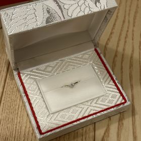 【カオキ　ダイヤモンド専門卸直営店】の口コミ シンプルなデザインでダイヤモンドがキレイに見えます。価格、ダイヤモンド...