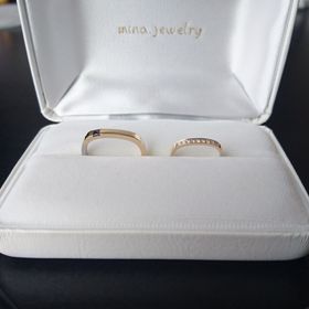 【mina.jewelry(ミナジュエリー)の口コミ】 人と被らない、それでいて奇抜すぎないデザインの指輪を探していました。…