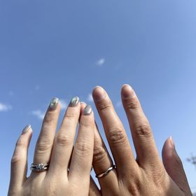 【銀座ダイヤモンドシライシの口コミ】 結婚指輪は毎日つけることにしたので、指にフィットする形で、飽きのこな…