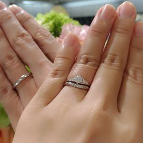 【宝寿堂(ほうじゅどう)の口コミ】 婚約指輪もこちらで購入しており、品質・価格・お店の対応ともに満足だっ…