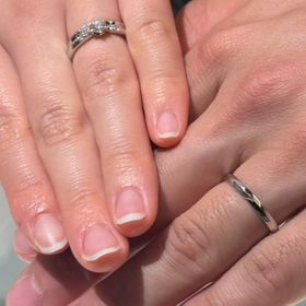 【ラザール ダイヤモンド(LAZARE DIAMOND)の口コミ】 重ね付けしても、それだけでつけてもちょうどよいデザインを探しておりま…