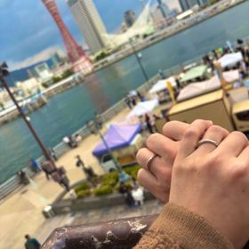 【アイプリモ(I-PRIMO)の口コミ】 金色のアクセントが決め手です。ダイヤがついていないので、普段使いにお…