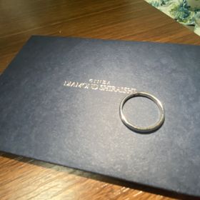 【銀座ダイヤモンドシライシの口コミ】 デザインはシンプルで10,20・・・年先もつけることができるものにしました…