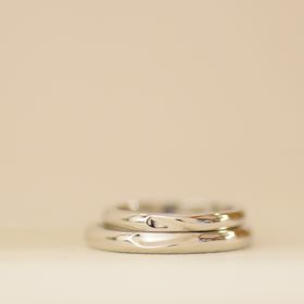 【CRAFY(クラフィ)】の口コミ プラチナの輝きが綺麗です。シンプルでスタイリッシュですが、ちゃんとオリ...