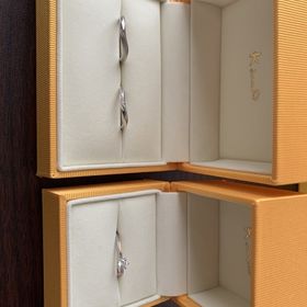 【ケイウノ ブライダル(K.UNO BRIDAL)の口コミ】 結婚指輪リサータウェーブ、婚約指輪カローレの言葉とデザインに惹かれて…