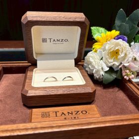 【TANZO.(鍛造指輪)の口コミ】 コーラルゴールドのS字リングをアイスマット加工で作りましたが、想像以上…