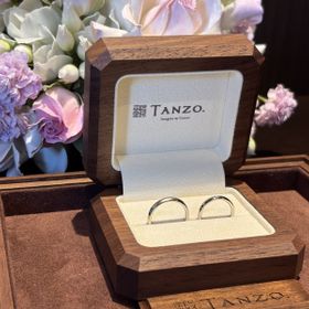 【TANZO.(鍛造指輪)の口コミ】 鍛造造りで丈夫な所が気に入りました。夫婦共々仕事上あまり指輪はつける…