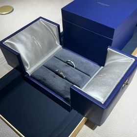 【ショーメ(CHAUMET)】の口コミ あまり他にはないデザインで、おしゃれで個性を感じられます。着け心地も良...