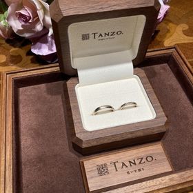 【TANZO.(鍛造指輪)の口コミ】 指輪のデザインと指輪のカラーがポイントです。他のお店ではあまりなかっ…