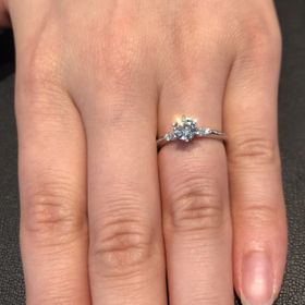 【エクセルコダイヤモンド(EXELCO DIAMOND)の口コミ】 ダイヤモンドの美しさはもちろんのこと、技術や品質へのこだわりが店員さ…