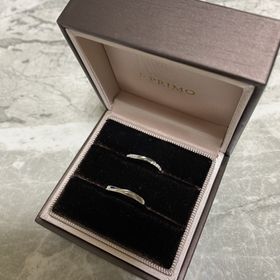 【アイプリモ(I-PRIMO)の口コミ】 シンプルすぎないウェーブの指輪です。少し輝きが欲しく、キラキラ見える…