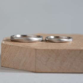 【Cayof(カヨフ)の口コミ】 普段使いにぴったりなシンプルなデザインで、毎日つけていてワクワクしま…