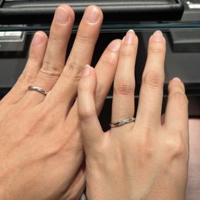 【エクセルコダイヤモンド(EXELCO DIAMOND)の口コミ】 他のブランドと異なり、シンプルなデザインの指輪もあるものの、とびきり…