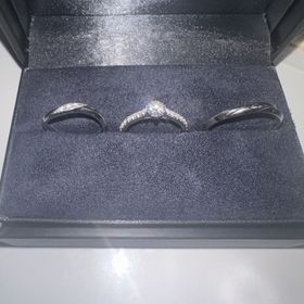 【ラザール ダイヤモンド(LAZARE DIAMOND)の口コミ】 結婚指輪はつけ続けるものなので邪魔にならないよう、又流行で流れていか…