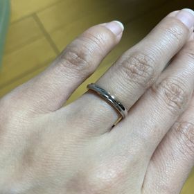 【銀座ダイヤモンドシライシの口コミ】 マット加工は何かしら入れたいと思っていました。シンプルだが少し入り組…