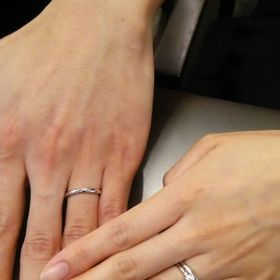 【LUCIE(ルシエ)の口コミ】 可愛くてシンプルな指輪を探していて、店員さんに一緒に丁寧に探していた…