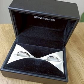 【エクセルコダイヤモンド(EXELCO DIAMOND)の口コミ】 シンプルなデザインが良いけど、周りと同じものではなく少しデザインがあ…