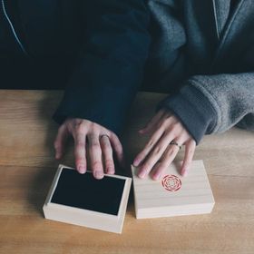 【出雲結(いずもゆい)の口コミ】 シンプルなデザインが好きで選びました。その中でも少し変わった物を選び…