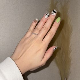 【トリニティ(Trinity)の口コミ】 この指輪は、どんな服装にも合わせやすいシンプルなデザインが魅力です。…