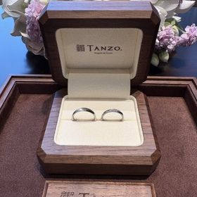 【TANZO.(鍛造指輪)の口コミ】 セミオーダーでリングの形はストレート？でナナメにカットされた部分にダ…