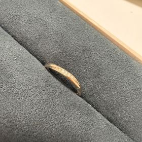 【出雲結(いずもゆい)の口コミ】 指輪のリング自体はシンプルで着け心地が良いです。そこに、テーマに合わ…