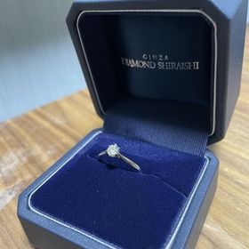 【銀座ダイヤモンドシライシの口コミ】 流行り廃りのないデザイン、ダイヤモンドがより輝く作りになっているとこ…