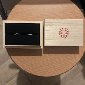 【出雲結(いずもゆい)の口コミ】 シンプルで着け心地がいいです。
年齢を重ねてもつけ続けられるデザインで…