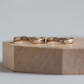 【Cayof(カヨフ)の口コミ】 指輪の形状、素材、デザイン、テクスチャなど様々な組み合わせができるの…