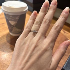 【BIJOUPIKO(ビジュピコ)の口コミ】 普段使いのアクセサリーとの相性が良い印象のものが多かった。温かみのあ…