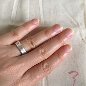 【ichi(イチ)の口コミ】 ボリュームがありながらも程よくフィットして指に馴染んだ事が１番の決め…