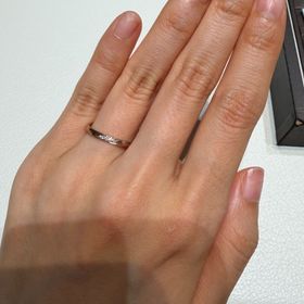 【アイプリモ(I-PRIMO)の口コミ】 隣の指に干渉しにくい造りになっており、比べてみると着け心地が全然違く…