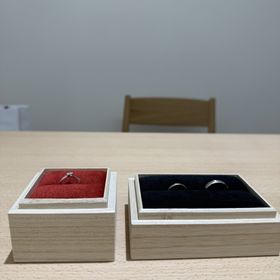 【出雲結(いずもゆい)の口コミ】 デザインが可愛くて着け心地も良かったです！！！
二人でちがう名前の指輪…