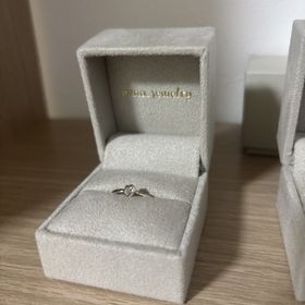 【mina.jewelry(ミナジュエリー)の口コミ】 お花のようなデザインになっているのがとても魅力的で、前々から気になっ…