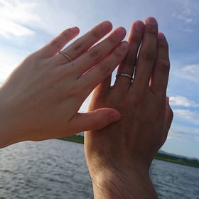 【BAUM(バーム)の口コミ】 シンプルだけど、少し変わったデザインを探していました。選んだピエリス…