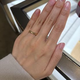 【カルティエ(Cartier)】の口コミ 憧れのパンテールです。婚約指輪と言えばダイヤが定番ですが、普段でも使い...