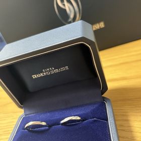 【銀座ダイヤモンドシライシの口コミ】 仕事の都合上で普段付けれないので、シンプルなデザインにするか迷いまし…