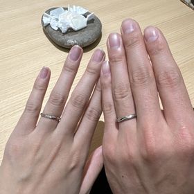 【出雲結(いずもゆい)の口コミ】 どの指輪もデザインが素敵だったけど、シンプルで唯一無二のデザイン感の…