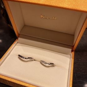 【ケイウノ ブライダル(K.UNO BRIDAL)の口コミ】 2人で手を取り合うような指輪のデザインに『私たちらしさ』を感じ、2回目…
