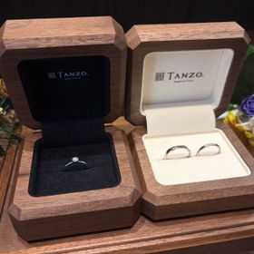 【TANZO.(鍛造指輪)の口コミ】 シンプルな中にもゴージャスさがあって、とても素敵なデザインにしていた…
