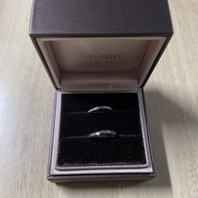 【アイプリモ(I-PRIMO)の口コミ】 指が綺麗に見えるように少しウェーブが入ってるデザインが最高です。
さり…