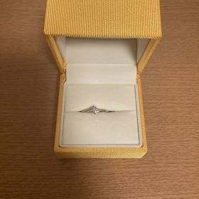 【ケイウノ ブライダル(K.UNO BRIDAL)の口コミ】 もともと普段指輪をつけないので、あまり興味がありませんでしたが、実際…